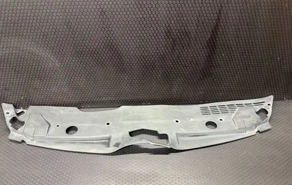 Toyota Corolla Verso AR10 Radiator trim 532890F010