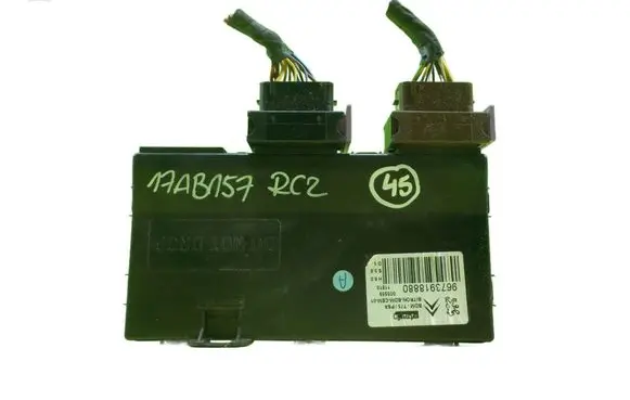 Peugeot RCZ Central body control module 9673918880