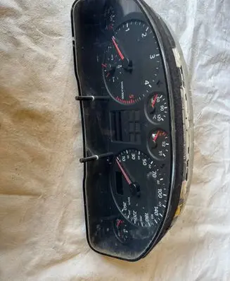 Audi A6 S6 C5 4B Speedometer (instrument cluster) 4B0919860E