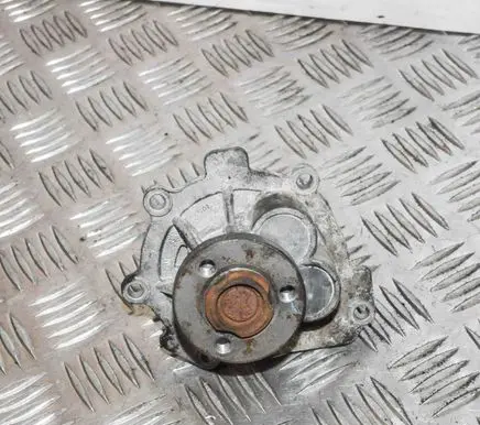 Opel Astra H Water pump 155002100