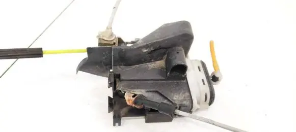 Audi A4 S4 B5 8D Rear door lock 8D0839015A