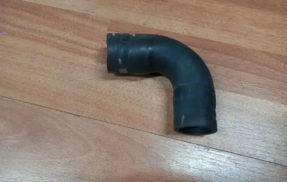 Peugeot 508 Engine coolant pipe/hose 1323JG