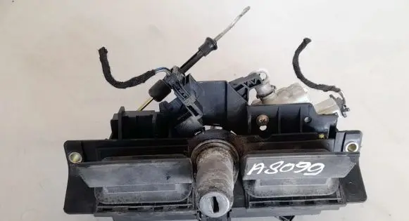 Audi A6 S6 C5 4B Tailgate exterior lock 8d9827565 4b0827565