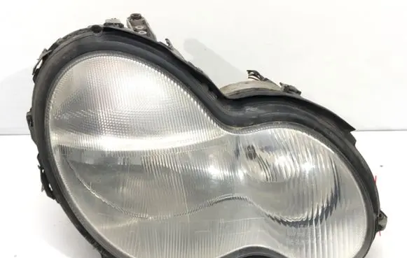 Mercedes-Benz C AMG W203 Headlight/headlamp A2038200261