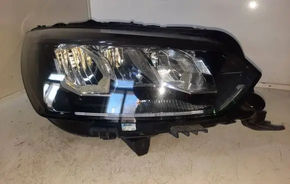Peugeot 208 Headlight/headlamp 90200108 9833036