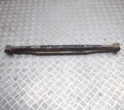 Nissan NP300 Rear upper control arm/wishbone