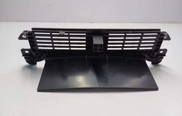 Maserati Levante Other center console (tunnel) element 105883910C