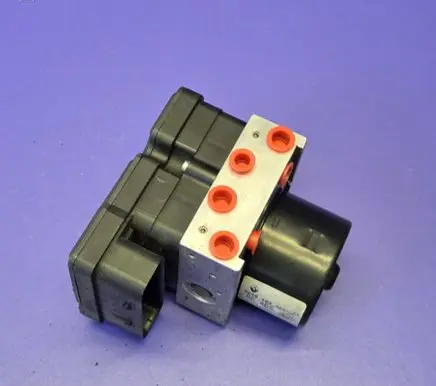 Renault Twingo II ABS Pump 8200403322D 10020701104 10097014083