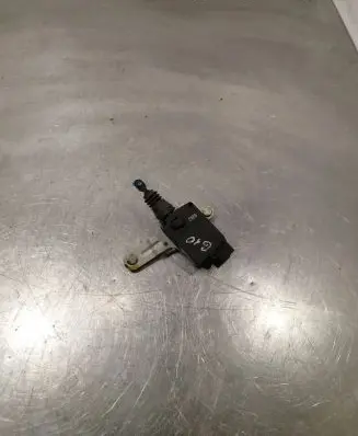 Hyundai Santa Fe Loading door lock 