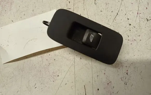 Volvo V40 Electric window control switch 31334569