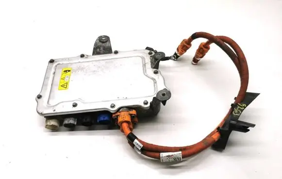 Tesla Model S Voltage converter inverter 1059891-00-D