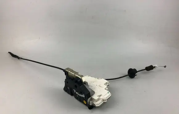 Porsche Panamera (970) Rear door lock 8K0839015