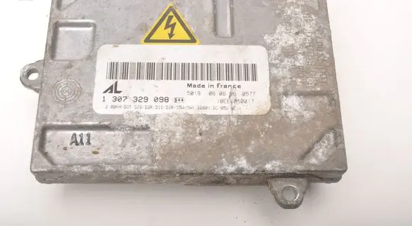 Volvo C70 Xenon control unit/module 1307329098