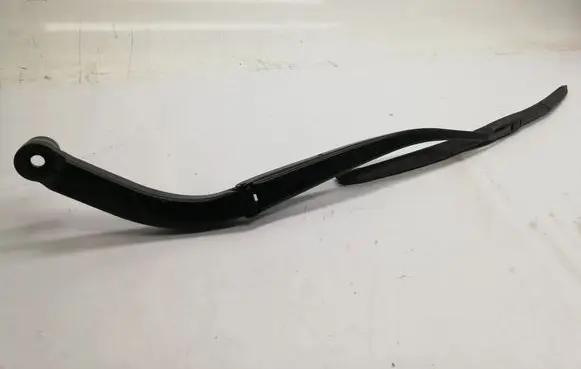 Toyota RAV 4 (XA50) Windshield/front glass wiper blade 