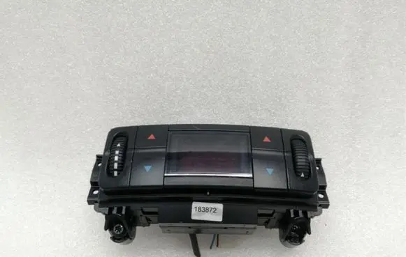 Mercedes-Benz E AMG W211 Climate control unit A2118300285