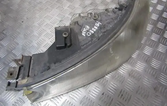 Ford Mondeo MK II Headlight/headlamp 0301098205 1305235440