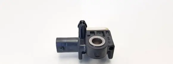 Mercedes-Benz A W176 Airbag deployment crash/impact sensor A1668210151