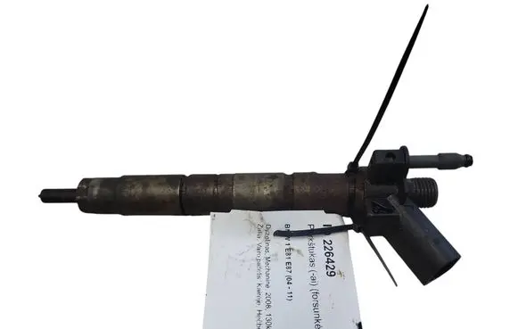 Fuel injector