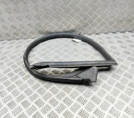 Audi RS5 Rubber seal front coupe door 8T0845353E