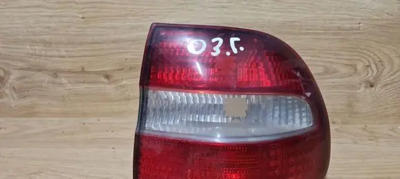 Volvo S40, V40 Rear/tail lights