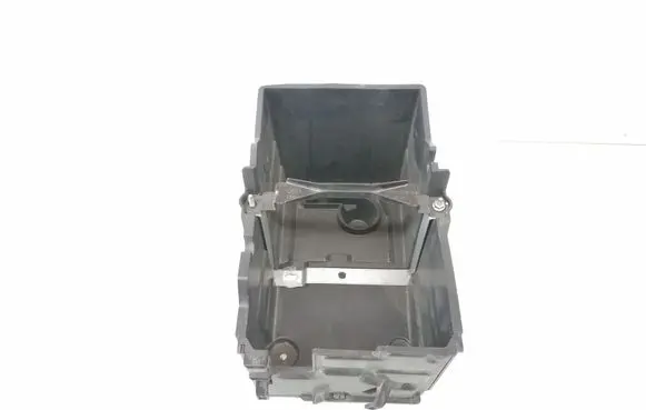 Battery tray