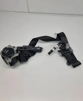 Land Rover Range Rover Sport L494 Front seatbelt L003217
