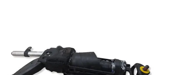 Volvo V50 Rear seatbelt 