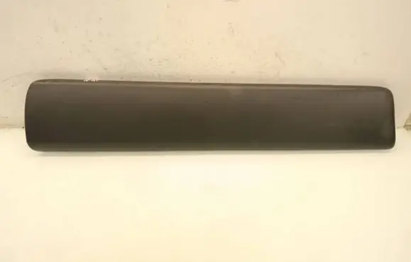 Opel Vivaro Front door trim (molding) 91165346
