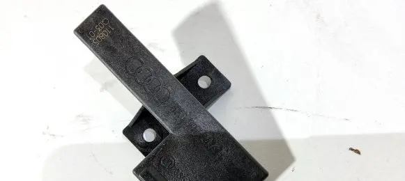 Audi A4 S4 B8 8K Keyless (KESSY) go control unit/module 8K0907247