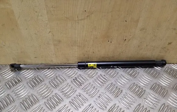Lexus CT 200H Tailgate/trunk strut/damper