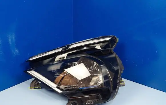 Citroen C4 III e-C4 Headlight/headlamp 9830649480 73243669