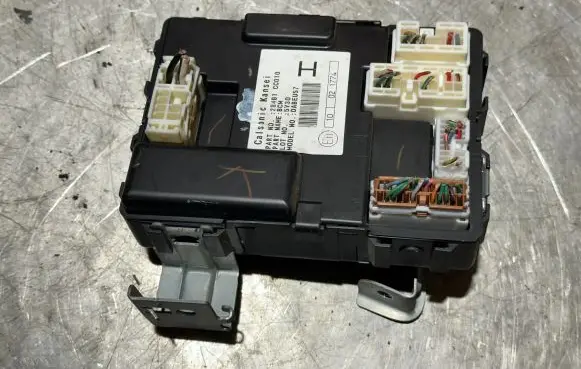 Nissan Murano Z50 Comfort/convenience module 284B1CC010