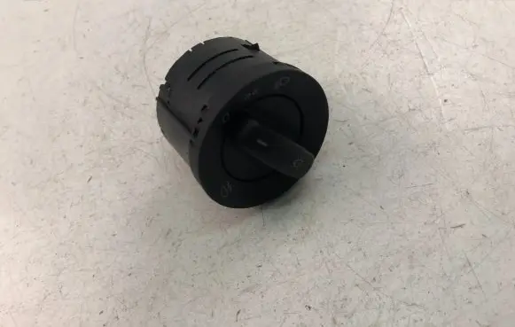 Volkswagen PASSAT B6 Light switch 1K0941431B