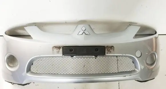 Mitsubishi Grandis Front bumper