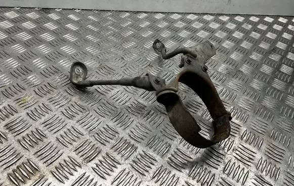 Ford S-MAX Muffler mount bracket/holder AV615K291CA AV615K291 AV615K291BD