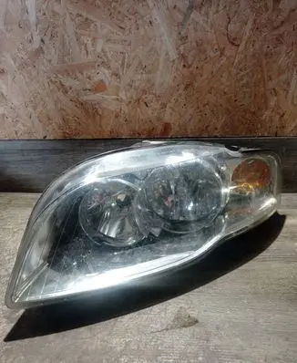 Audi A4 S4 B7 8E 8H Headlight/headlamp