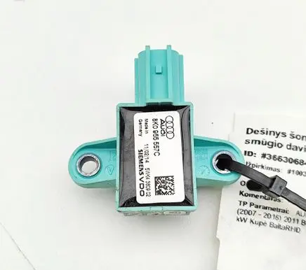Audi RS5 Airbag deployment crash/impact sensor 8K0955557C