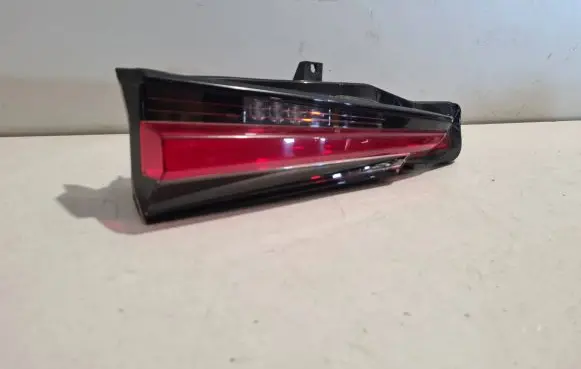Lexus NX Tailgate rear/tail lights