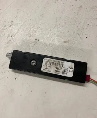Mercedes-Benz C W204 Antenna control unit a2048200189
