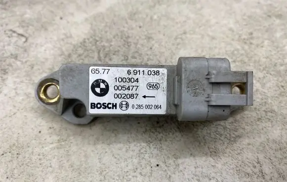 BMW 3 E46 Airbag deployment crash/impact sensor 6911038 0285002064 100304