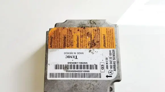Mercedes-Benz ML W163 Airbag control unit/module A1635422218