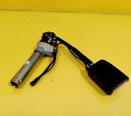 Renault Laguna I Front seatbelt buckle 