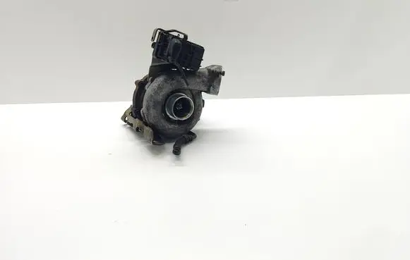 BMW 5 E60 E61 Turbo 765199 GARRETT
