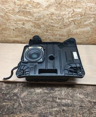 Hyundai Ioniq 5 Subwoofer speaker 8528140020