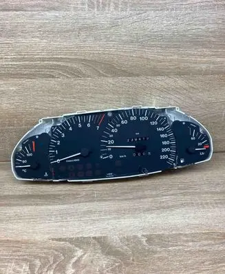Opel Omega B1 Speedometer (instrument cluster) 90457947 88481650