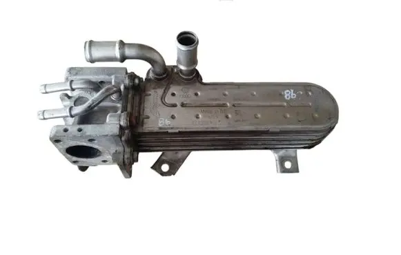 Volkswagen Bora EGR valve cooler 038131513D