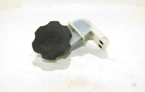 Brake fluid reservoir