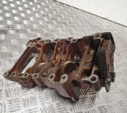 Audi A4 S4 B6 8E 8H Oil pump balance shaft 06B103295E 06B103295K 06B103295R