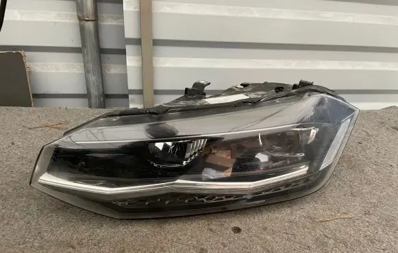 Volkswagen Polo VI Headlight/headlamp 2G11941035