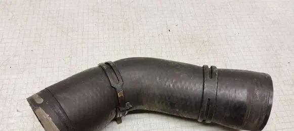 Volkswagen Polo IV 9N3 Intercooler hose/pipe